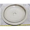 Image 3 : Crock lid- 16"W