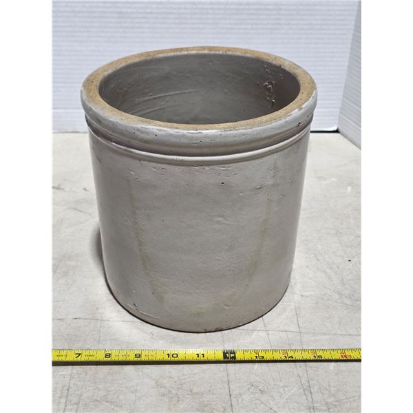 1 gallon crock- no cracks