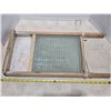 Image 1 : Glass washboard