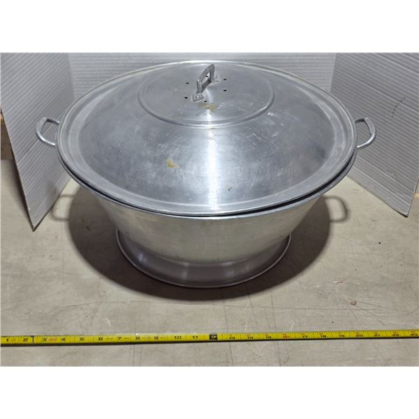 Bread pan with lid- 18"