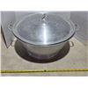 Image 1 : Bread pan with lid- 18"