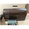 Image 10 : Vintage Singer Sewing Machine w/ Wood Base and Lid (Information, Sr. Number, and etc. Shown in Image