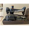 Image 6 : Vintage Singer Sewing Machine w/ Wood Base and Lid (Information, Sr. Number, and etc. Shown in Image
