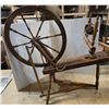 Image 1 : Vintage wood spinning wheel
