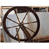 Image 3 : Vintage wood spinning wheel