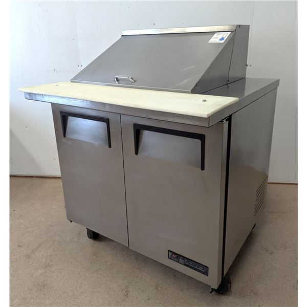 True TSSU-36-12MB 36" Refrigerated Sandwich/Salad Prep Table | 4159