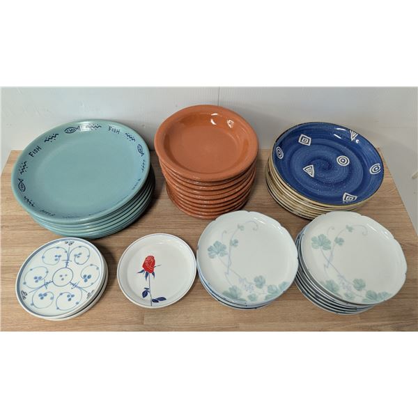 Assorted Round Plates - Lot of Approx. 45pcs | MK9/PALLET