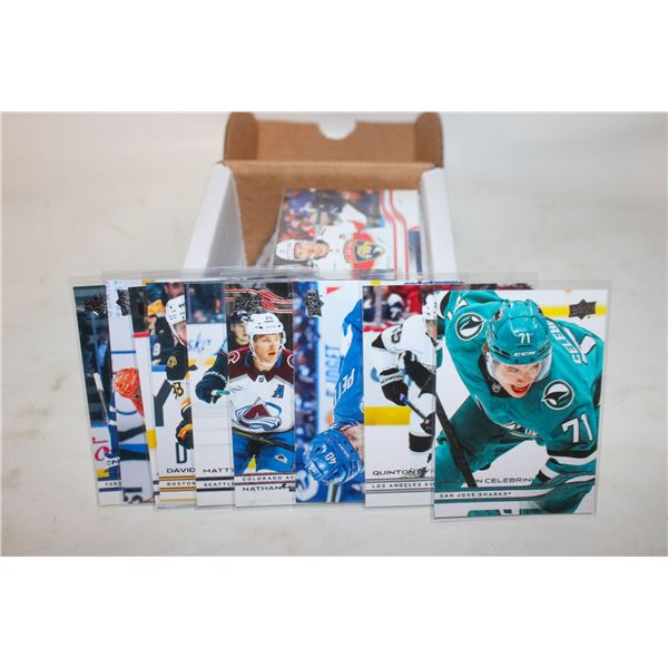 100 COUNT BOX UPPER DECK HOCKEY CARDS