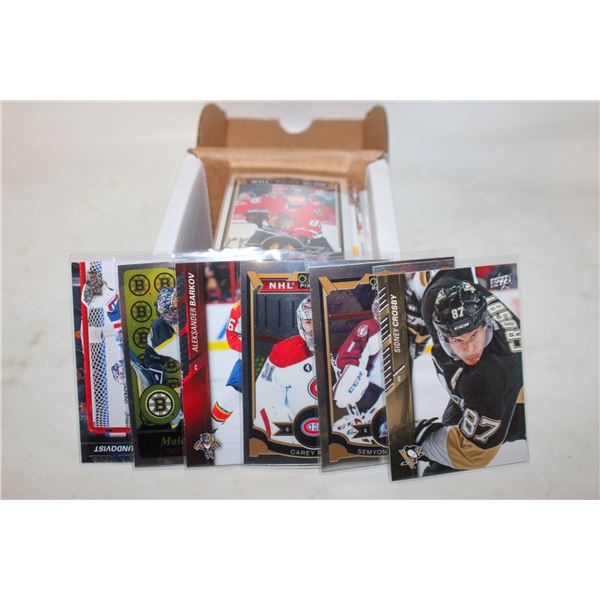 100 COUNT STORAGE BOX NHL HOCKEY CARDS
