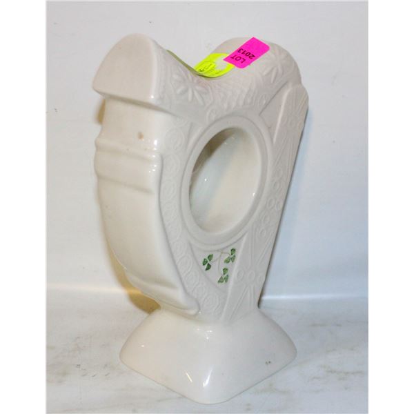 DONEGAL PARIAN CHINA MANTEL PIECE 9" TALL