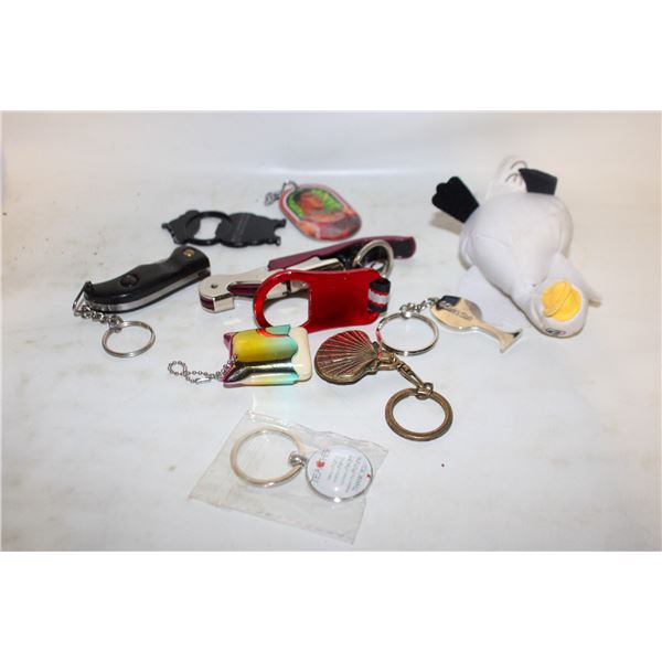 LOT OF KEY CHAINS