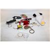 Image 1 : LOT OF KEY CHAINS