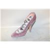 Image 1 : NEW PINK DISPLAY STAND FOR HIGH HEELS AND RINGS