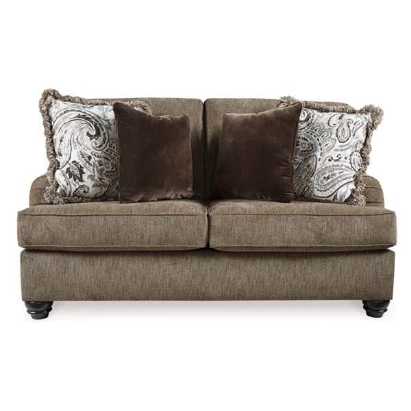 ONSITE: ASHLEY BRAEMAR LOVESEAT
