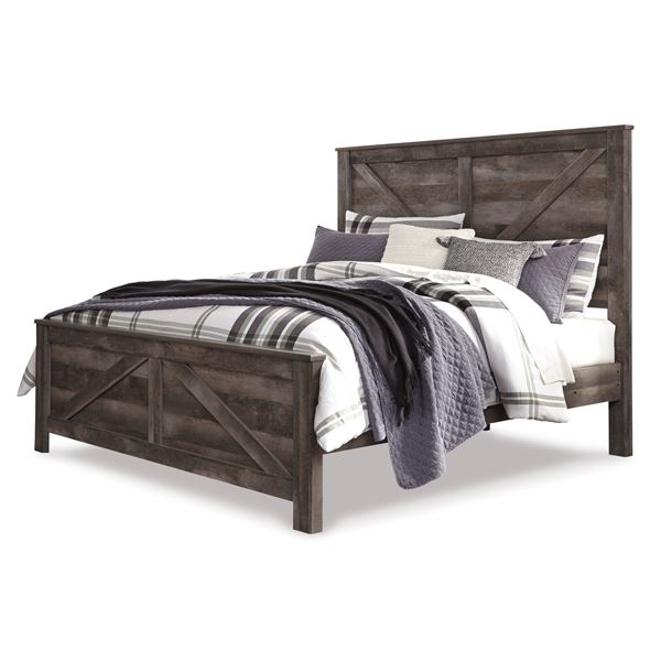 ONSITE: QUEEN ASHLEY SIGNATURE WYNNLOW CROSSBUCK PANEL