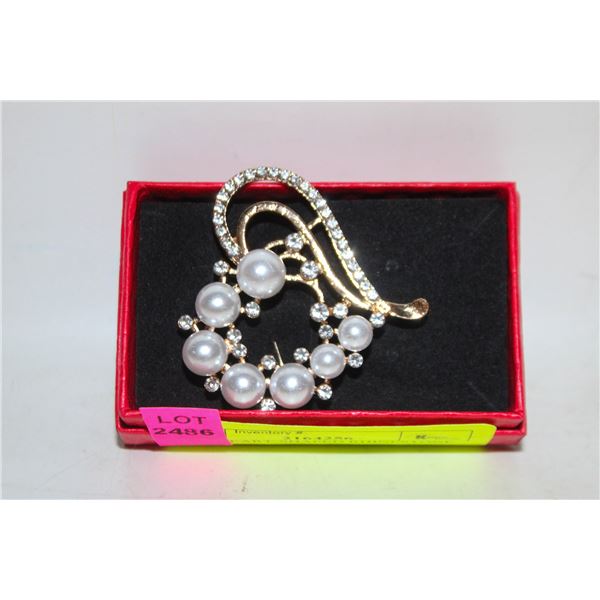 NEW HEART-SHAPED RHINESTONE PEARL