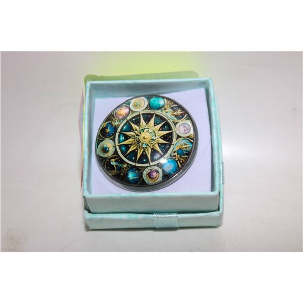 NEW STAR COMPASS BROOCH OCTAGRAM CORE &