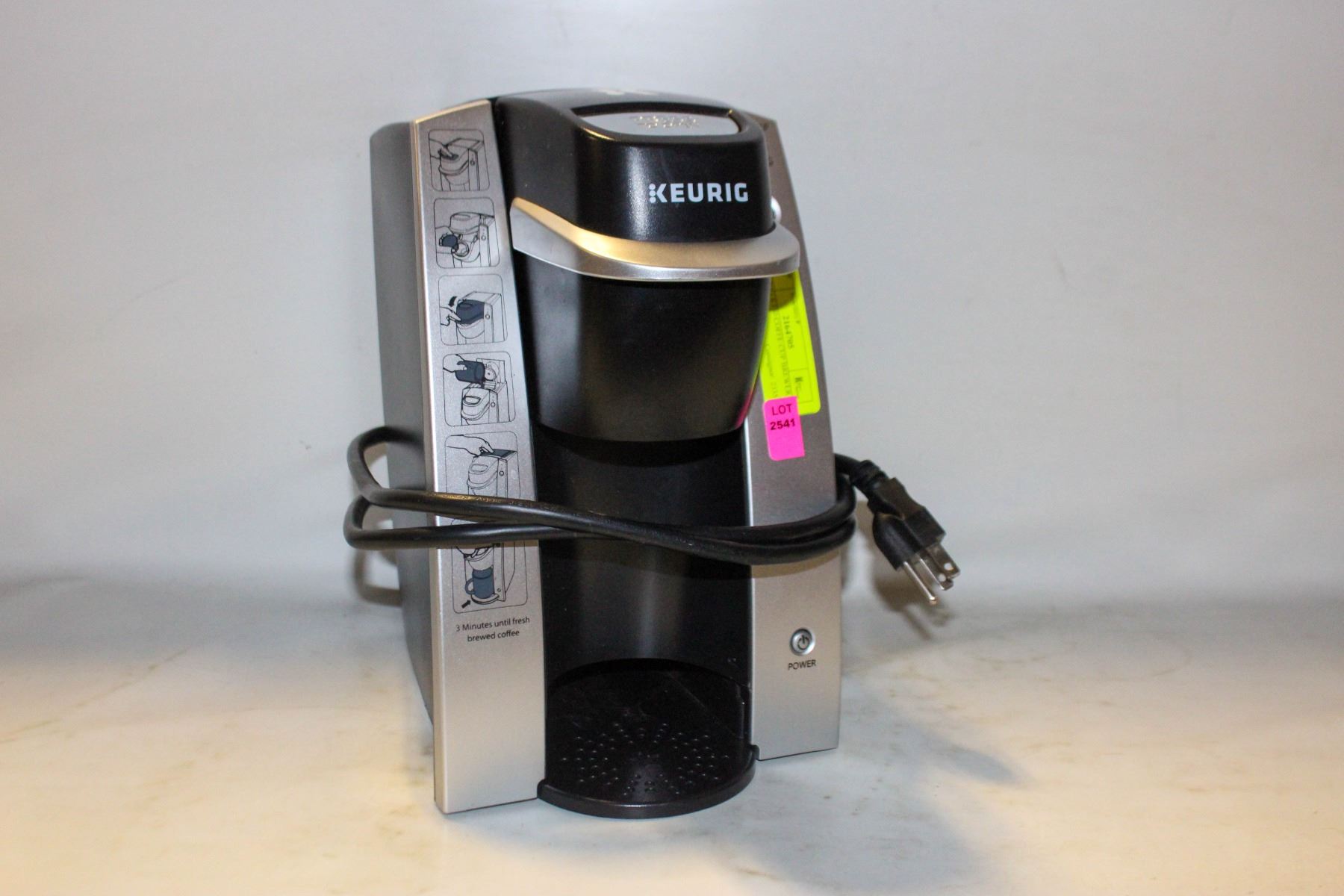 KEURIG K130 COFFE CUP BREWER
