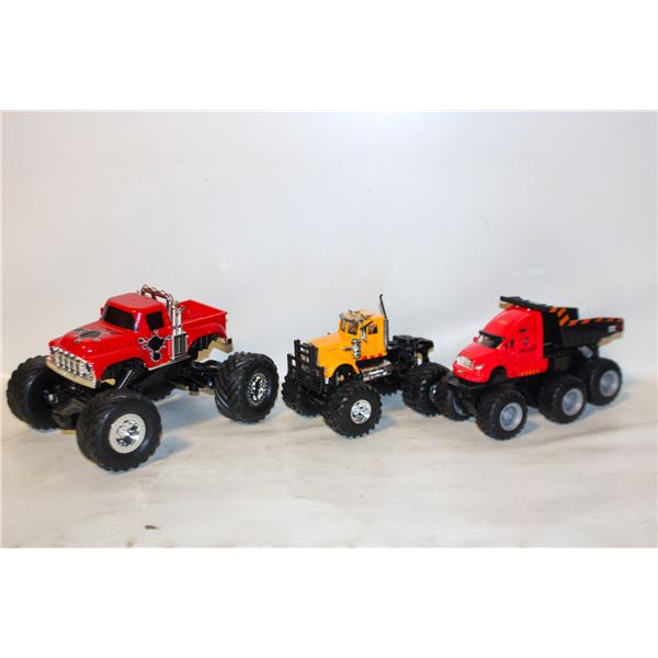 3 MONSTER TRUCKS TOYS