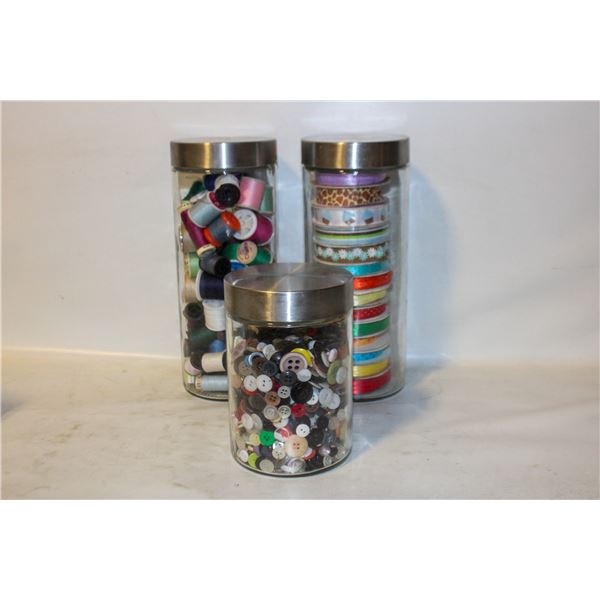 THREAD, BUTTONS & FABRIC RIBBON IN 3