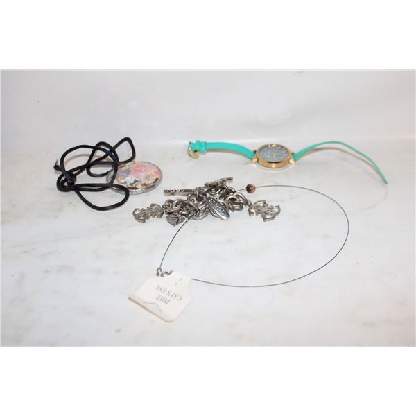 GUESS TOGGLE BRACELET, PRESSED FLOWERS PENDANT +