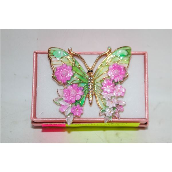 NEW LUXURY BUTTERFLY BROOCH 2.05”X2.24”