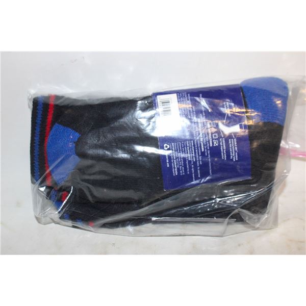 3 NEW MENS CHAMPION SOCKS