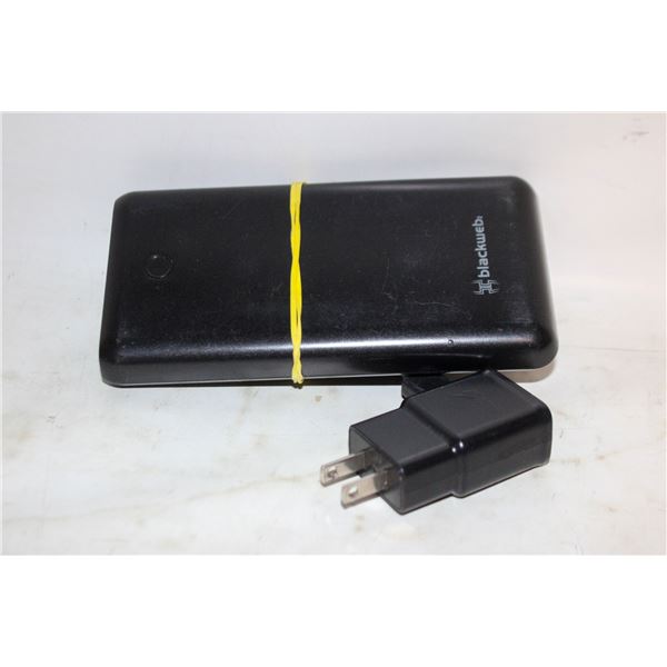 BLACKWEB POWER BANK WITH CORD AND