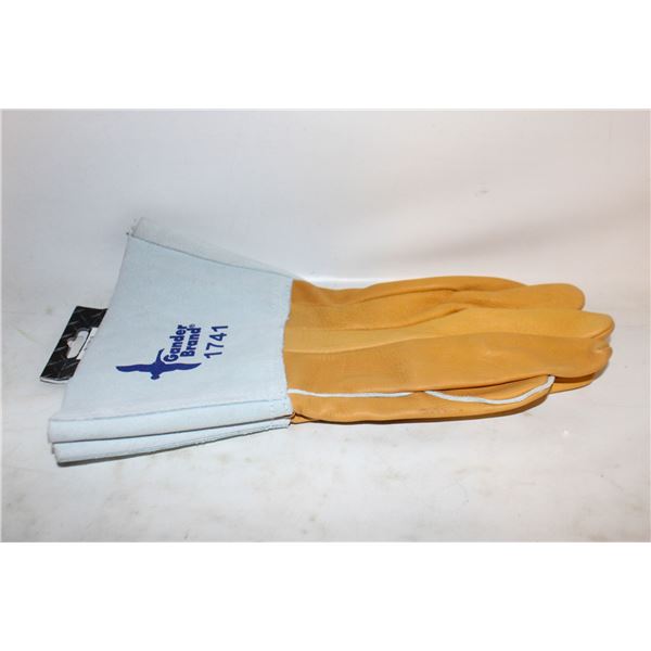 NEW GANDER GLOVES