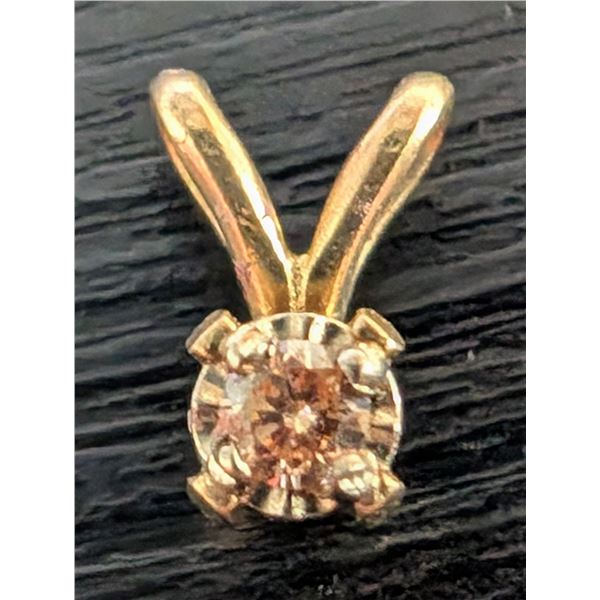 14K (0.2G) LAB PINK DIAMOND 0.03CT PENDANT