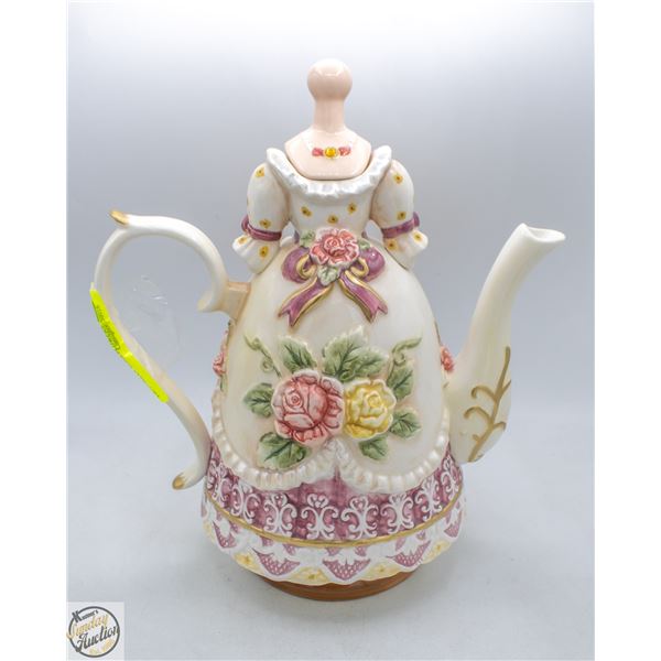 CERAMIC TEAPOT EMBOSSED VICTORIAN ROSE FLOWERS