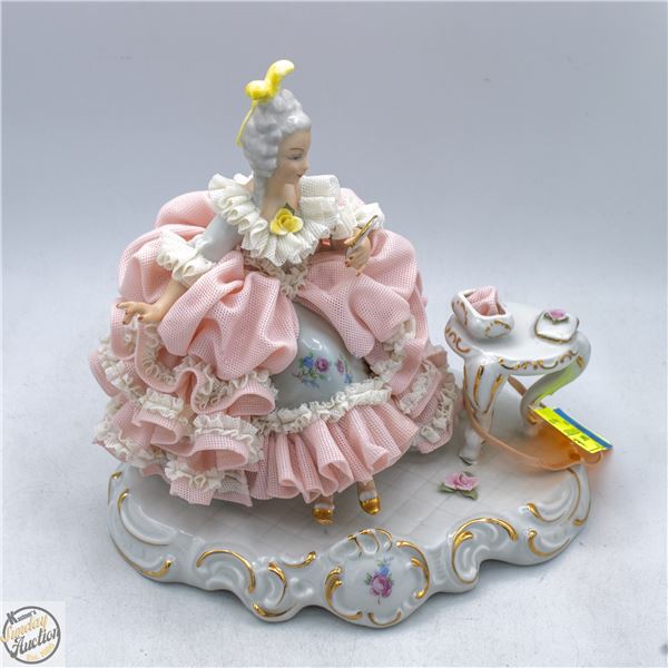 VINTAGE LADY IN PINK DRESDEN LACE PORCELAIN