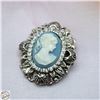Image 1 : VINTAGE VICTORIAN STYLE LADY CAMEO BROOCH WITH