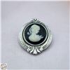 Image 1 : VINTAGE BLACK VICTORIAN STYLE CAMEO CLIP