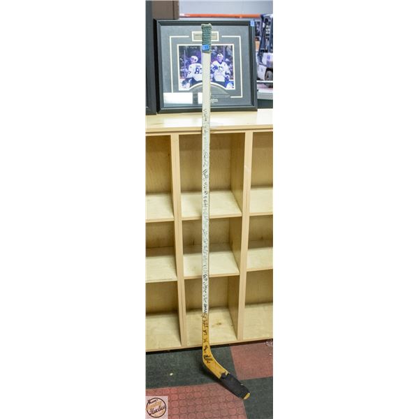 UNAUTHENTICATED 96/97 OILERS TEAM SIGNED STICK