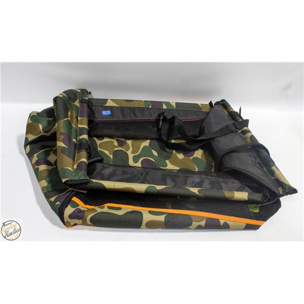 BRAND NEW NUEVO DOG CAR SEAT