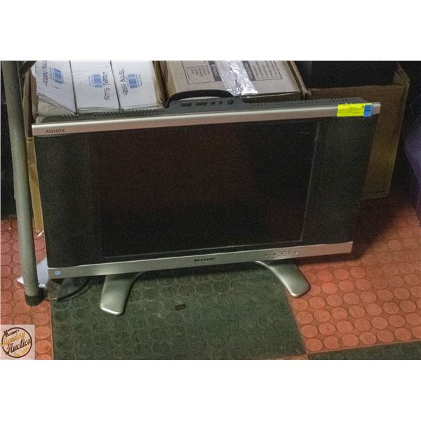 SHARP 20" TV LIQUID CRYSTAL MODEL LC-20BB8U