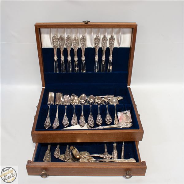 VINTAGE BAROQUE FLATWARE BY GODINGER IN WOOD