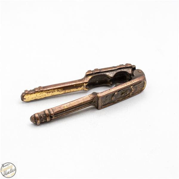 VINTAGE SHAKESPEARE THEMED NUT CRACKER