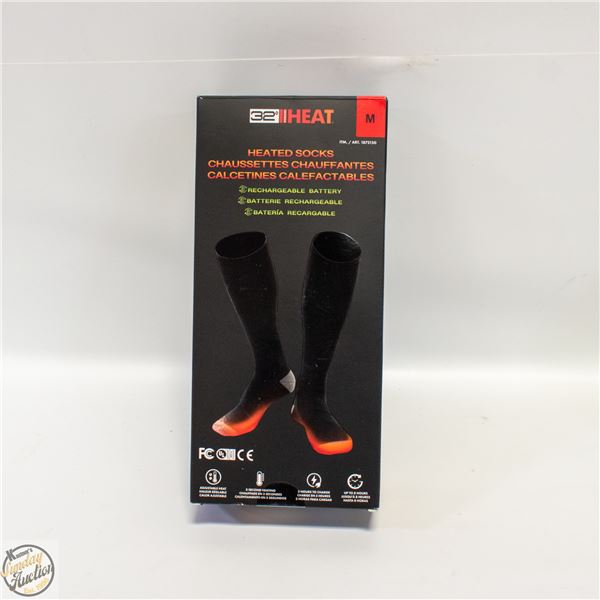 NEW 32 HEAT HEATED SOCKS, SIZE M, W/ RECHARGEABLE