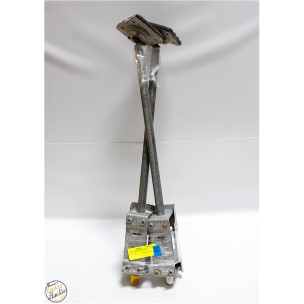 PAIR OF LOUISVILLE LADDER STABALIZERS