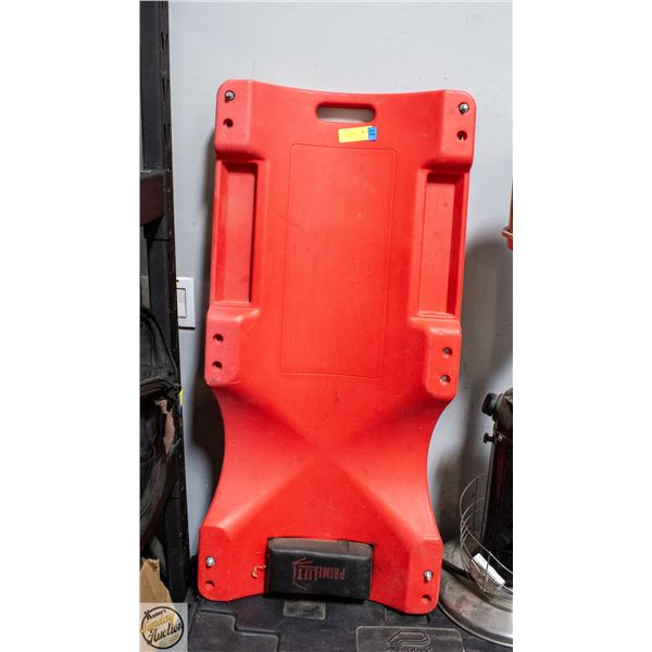 RED MECHANIC CREEPER