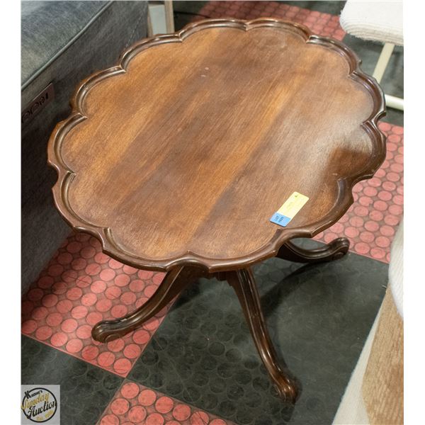 VINTAGE MAHOGANY WINE TABLE 18"X26"