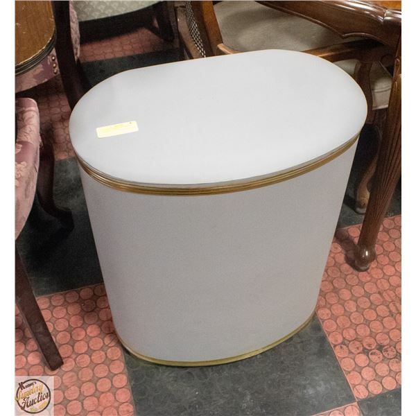 VINTAGE LIDDED LAUNDRY HAMPER- 25" TALL