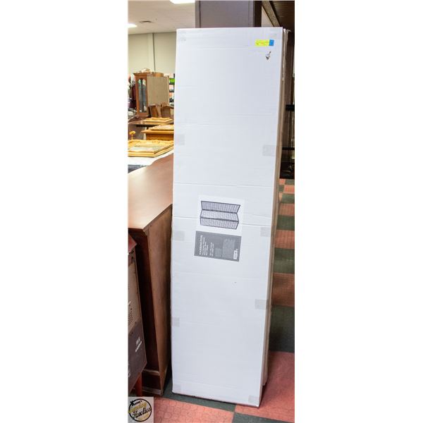 NEW HARRINGTON FLOOR SCREEN 52"X 68.9"X.9