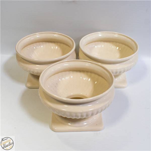 3 HAEGER POTTERY PEDESTAL URNS OFF WHITE