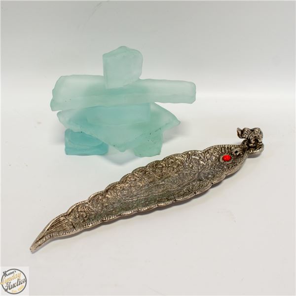 FROSTED GLASS INUKSHUK + ELEPHANT