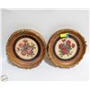 Image 1 : 2 VINTAGE ORNATE FRAME EMBRODERED ROSES
