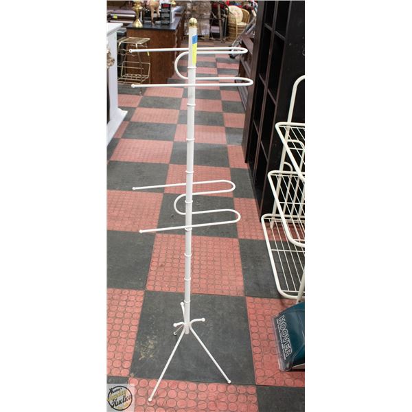 VINTAGE WHITE METAL STANDING TOWEL RACK