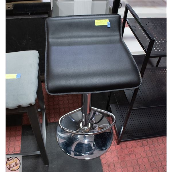 BARSTOOL CHROME AND VINYL ADJUSTABLE SWIVEL BASE